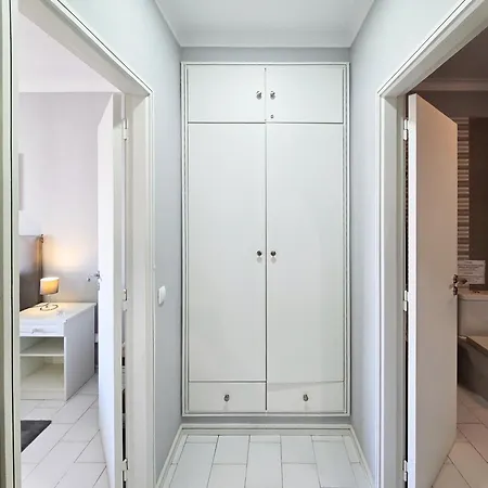 Rocha Cinza Apartment